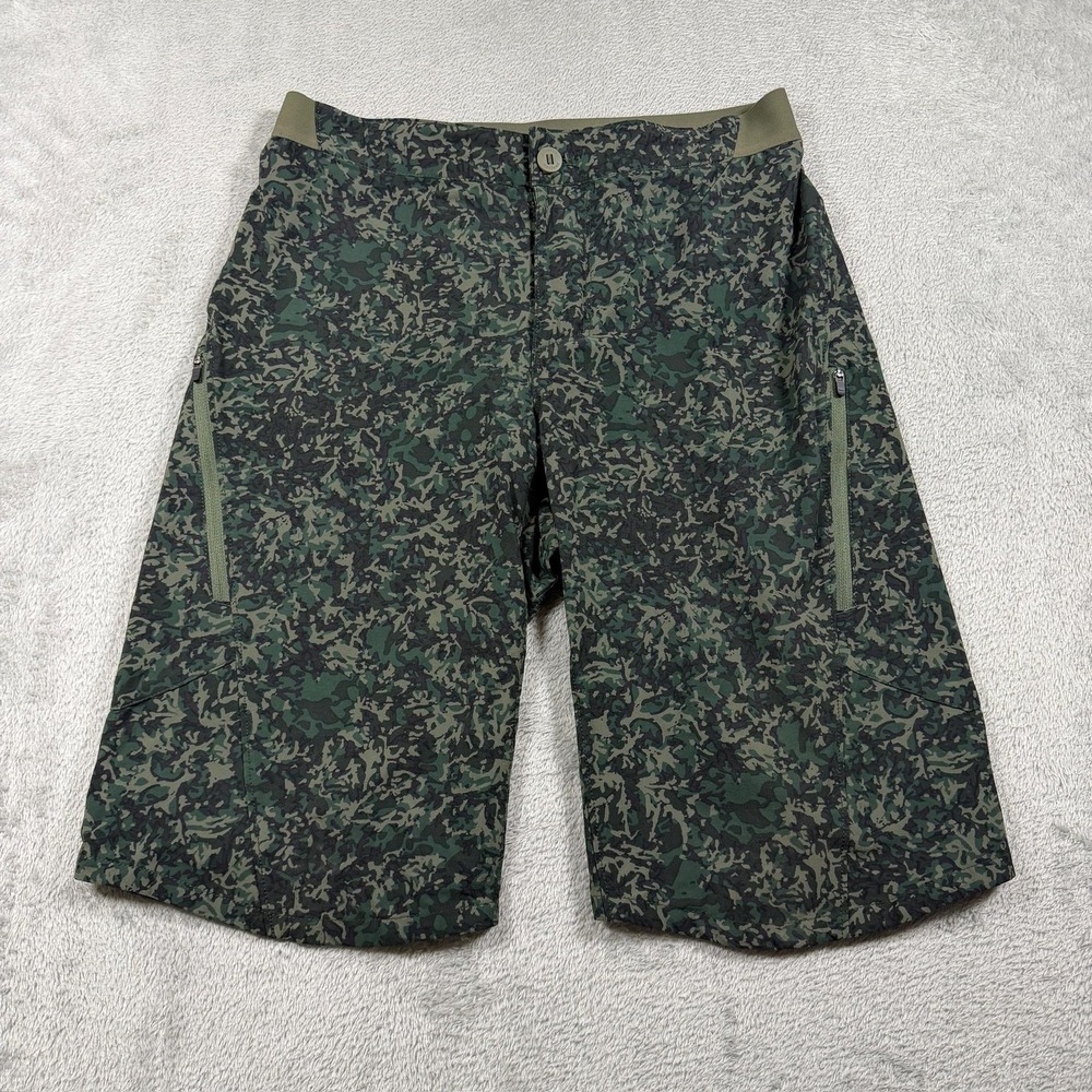 Patagonia Landfarer Bike Shorts Mens 30 Green Camo 12" Nylon Stretch